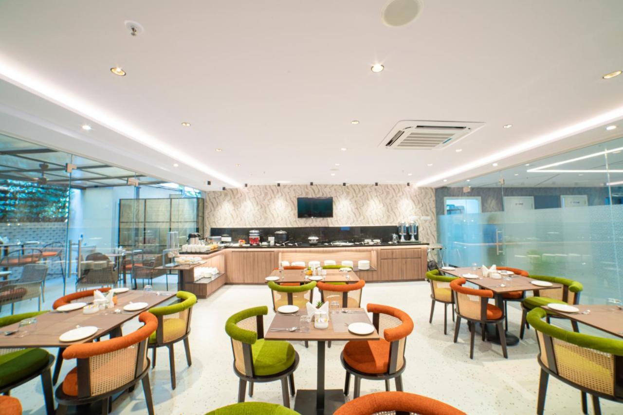 The Beacon Hotel فيساخاباتنام المظهر الخارجي الصورة